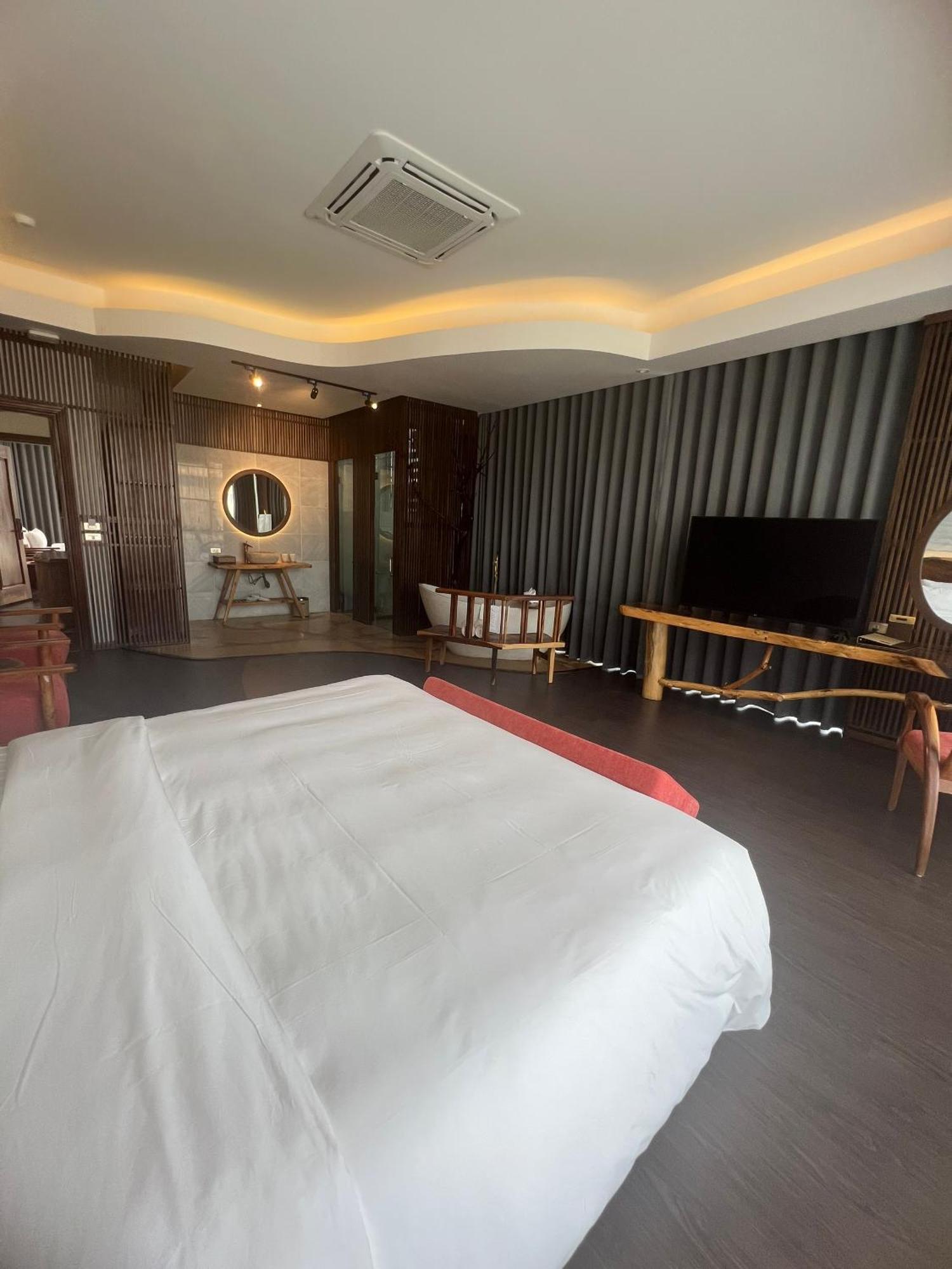Minawa Kenhga Resort & Spa Ninh Binh Bagian luar foto